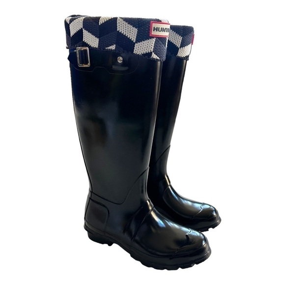 Hunter Tall Black Glossy Wellie Rain Boots with Socks 6 - Picture 1 of 10